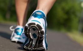 Andar pelo menos 7.500 passos por dia ajuda a reduzir sintomas de asma, mostra estudo