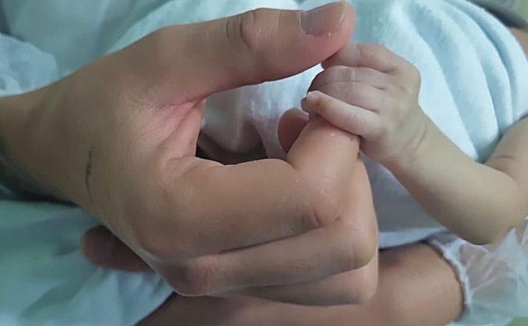 Filho do cantor Zé Vaqueiro morre aos 11 meses; bebê sofria de síndrome rara