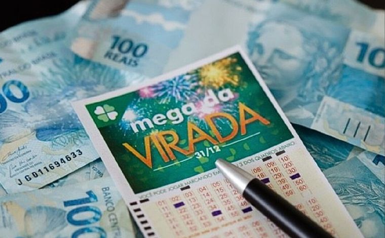 Apostas abertas para Mega da Virada 2024: prêmio recorde renderia R$ 3,3 milhões mensais na poupança