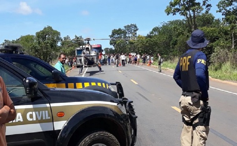 Acidente na BR-251 mata sete e deixa 39 feridos no norte de MG